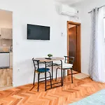 Appartement By The Sea - Donja, Rab - 2013 Supetarska Draga